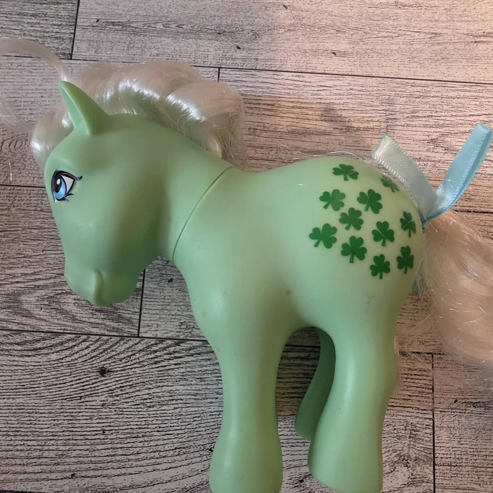 My Little Pony Green Figure with White Hair - Picture 3 of 5